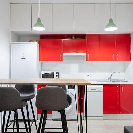 Apartamento En Chueca Para 4 Personas Alquiler Temporal Madrid Exterior photo